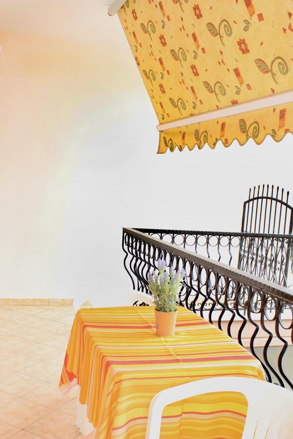 Souzana Rooms Nea Plagia Exterior foto